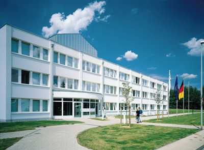 Verwaltungsgebäude am Firmensitz in Kempenich